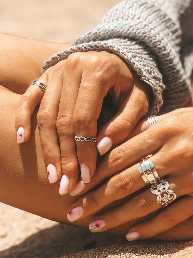 Hearts Phalanx/Pinky Ring